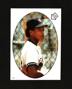 1986 Mlb O-Pee-Chee Action Figure - Rickey Henderson New York Yankees # 297 - Picture 1 of 2