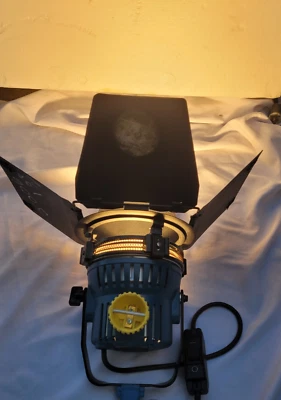 Luz Arri Arrilite 650 Foto 1 de 4