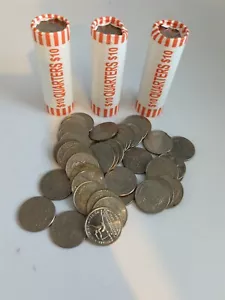 Dos rollos de monedas de cuarto de caja bancaria sellada en circulación sin buscar. $10 - Imagen 1 de 4