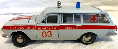 1980's Saratov A99 GAZ-24-02 Volga Station Wagon Ambulance #3 made in Russia - Image 1 of 4