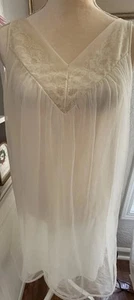 Vintage 60s SEARS Babydoll NIGHTGOWN Size 32/34 Small Chiffon Layers Beige Lace - Picture 1 of 11