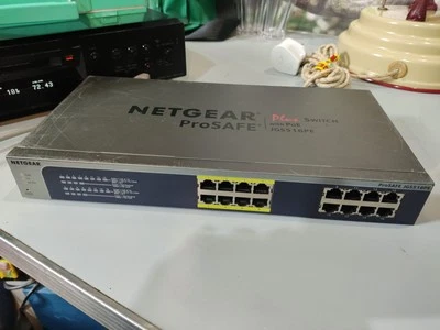 NETGEAR ProSafe Plus JGS516PE 16 Ports Switch. - Image 1 of 4