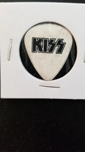 KISS / ACE FREHLEY - VINTAGE TOUR CONCERT GUITAR PICK #4 - Picture 1 of 2