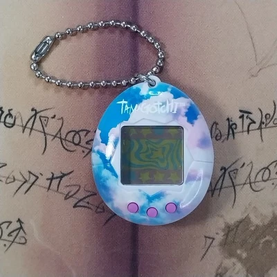 Tamagotchi Sky Works 2017 Juego Electrónico Original y Mascota, Nunca Usado y Funcionando Foto 1 de 4
