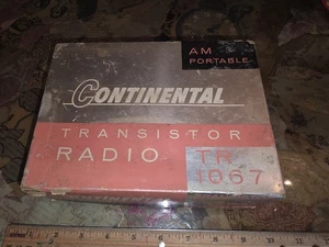 Continental Transistor Radio Portable TR1067 - Picture 1 of 14