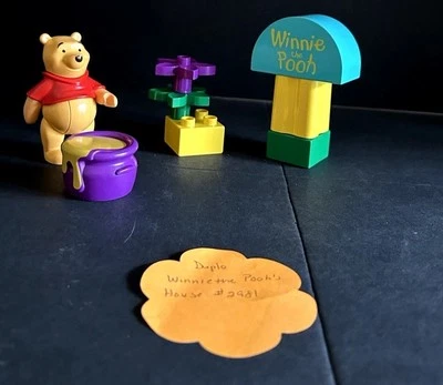 Lego Duplo Disney Winnie the Pooh's House #2981 Honeypot Complete 8pc Loose Set - Image 1 of 3