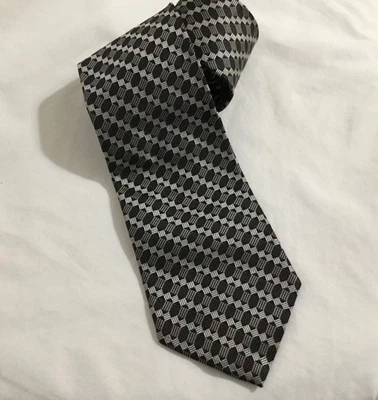 Geoffrey Beene Mens 100% Silk Tie Necktie 58x3.75 Blue Check Mint - Image 1 of 4