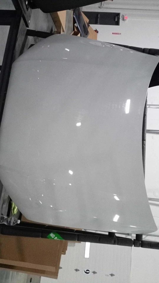 Capó usado se adapta a: Audi Q7 2018 grado A Foto 1 de 2