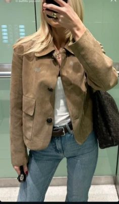 Женская трендовая замшевая кожаная куртка бежевая укороченная винтажная куртка с карманами - Изображение 1 из 4
