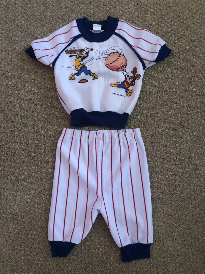 1960 Vintage Niño Pequeño Walt Disney Mickey & Goofy Conjunto de Béisbol Talla 18 Meses Foto 1 de 4