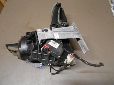 02 03 04 05 Cadillac Deville Center Console Rear Blower Motor Housing Assembly - Image 1 of 4