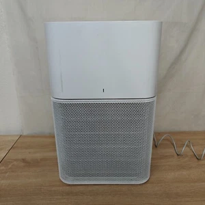 Blueair Blue Pure 211+ Auto Air Purifier - White-barely used No Prefilter Fabric - Picture 1 of 5