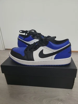 Talla 9.5 - Air Jordan 1 Bajo 'Puntera Real' USADO UNA VEZ, SE ENVÍA RÁPIDO Foto 1 de 4