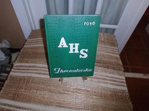 Annuario scuola superiore Albany 1956 Albany Georgia "Thronateeska" - Foto 1 di 9