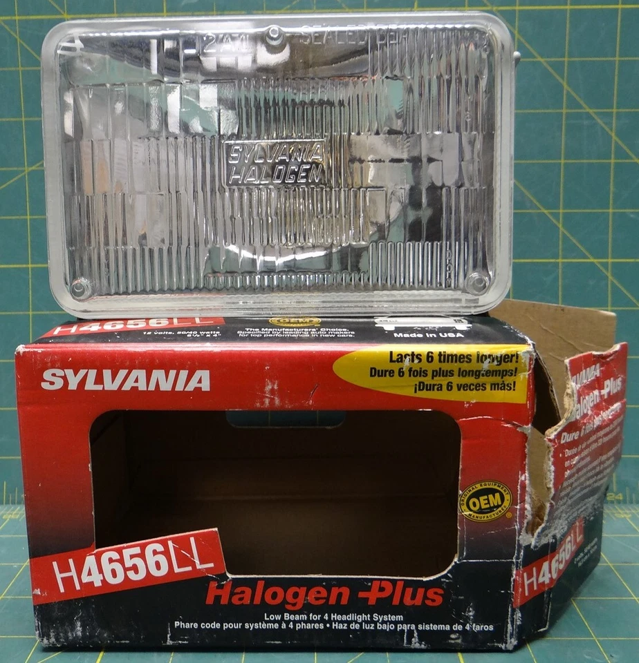 Прямоугольный ближний свет Sylvania Halogen Plus H4656LL для системы из 4 фар - Изображение 1 из 4