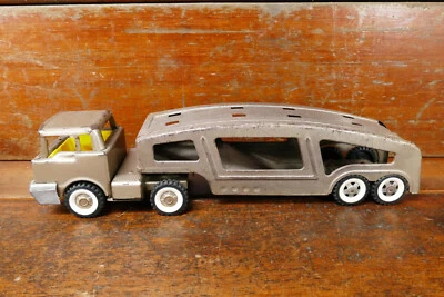 Vintage STRUCTO USA Automobile Metal Car Auto Carrier Hauler Truck Pressed Steel - Image 1 of 4
