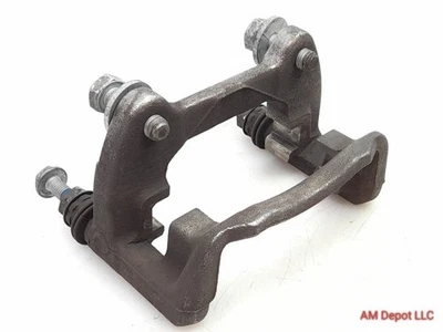 Mini Cooper S R56 R57 R55 R58 2010 pinza de freno trasera soporte portador con pernos Foto 1 de 4