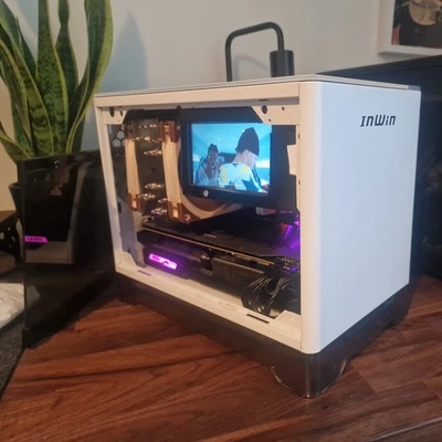 Lian Li A1 ITX Gaming PC AMD 5 3600, RX 5700 X, Noctua, 32GB, 250GB SSD, Win11 - Image 1 of 4
