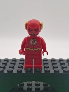 LEGO® DC Super Heroes The Flash Minifigure Barry Allen Batman 2 76098 211904 - Picture 1 of 3