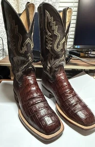 Lucchese "Trent Black Cherry Boots, Style# CL1006, Size (8.5D) - Picture 1 of 6