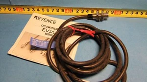 Keyence EV-112M Inductive proximity sensor - Picture 1 of 4