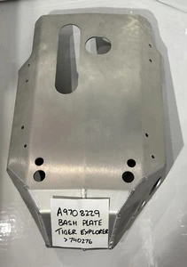 Triumph Tiger Explorer Dash Plate Kit A9708406 - Picture 1 of 2
