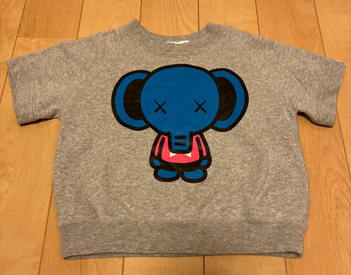 A BATHING APE (BAPE) Felpa manica corta collaborazione A BATHING APE Baby Milo Bape KAWS 100 grigio