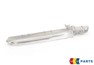 NEW GENUINE BMW 3 SERIES E90 FRONT RIGHT WING TURN SIGNAL INDICATOR 63137838540 - Picture 1 of 4