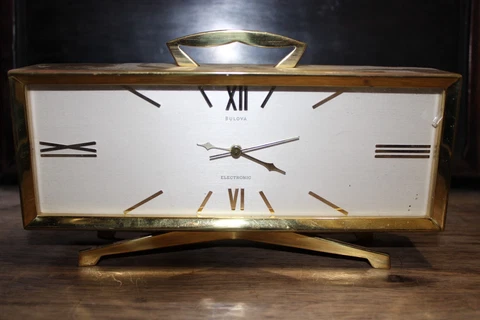 Vintage Mid-Century Modern Retro Bulova Space Age Desk Dresser Clock Cover