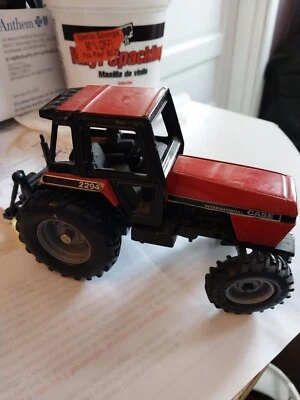 Tractor rojo fundido a presión Ertl International escala 1/32 estuche vintage #2294...1523GX Foto 1 de 4