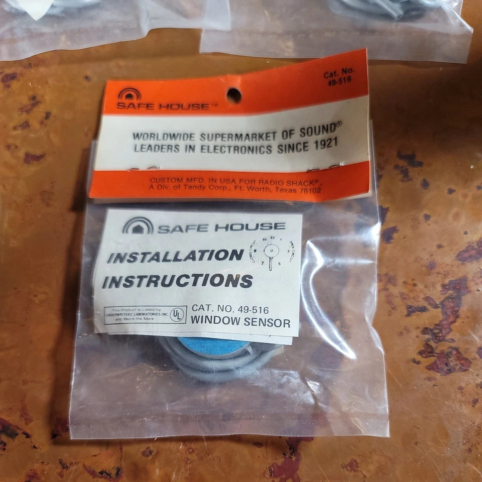 Radio Shack Safe House Glass Breakage Sensor 49-516 Window Bug - New - Image 1 of 4