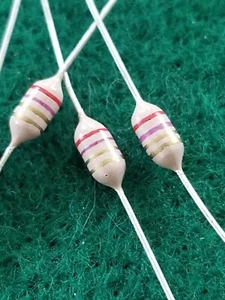 LOT 100 XICON Resistor 2.7 Ohm 2.7Ω 1/4W 0.25 WATT ±5% - Picture 1 of 2