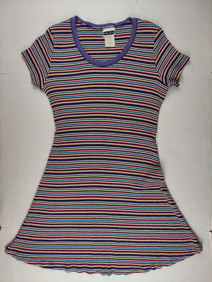 Mini Vestido Años 90 Xhilaration Rayas Arco Iris Tejido Acanalado Vestido Cuello Redondo Mediano Foto 1 de 4