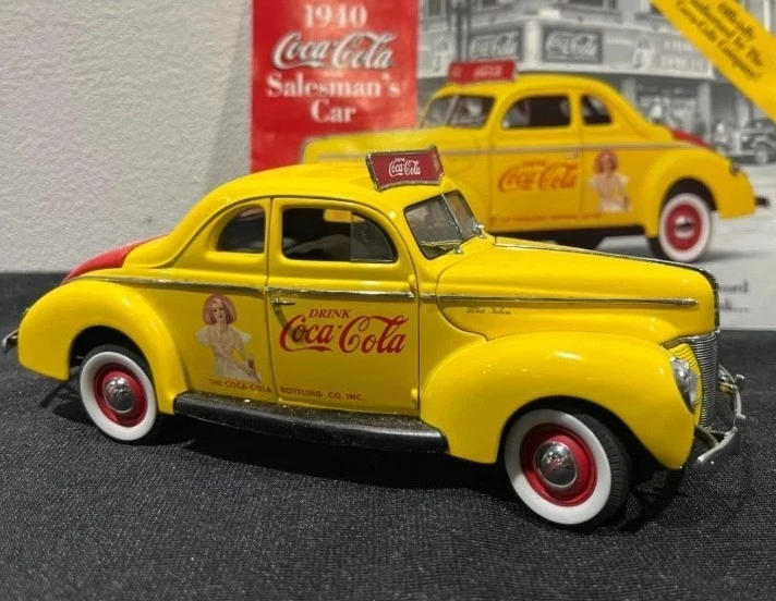 Danbury Mint Coca Cola 1940 Salesman s Car - Image 1 of 1