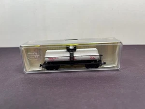 Model Power N Scale Train 3459 Chemical Tank Dome Car GATX 39617 - Picture 1 of 6