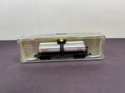 Model Power N Scale Train 3459 Chemical Tank Dome Car GATX 39617 - Image 1 of 4