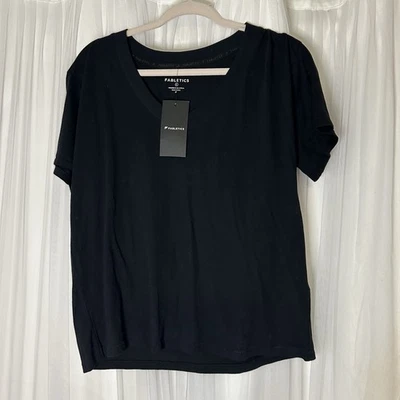 ¡¡NUEVO CON ETIQUETAS!! Camiseta Fabletics clásica negra cuello en V manga corta para mujer talla L Foto 1 de 4
