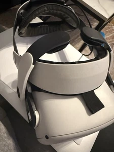 Meta Oculus Quest 2 128GB Headset with bobo VR headstrap - HEADSET ONLY - Picture 1 of 6
