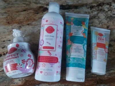 Paquete de 4 platos de menta y jabón de manos SCENTSY / crema corporal y de manos - NUEVO Foto 1 de 4