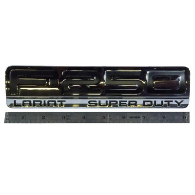 OEM NUEVO 2005-2007 Ford F-250 Lariat Super Duty cromo guardabarros emblema izquierda/derecha Foto 1 de 4