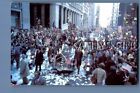 NEW YORK POSTCARD V+2596 NEW YORKERS CHEER IN TICKER-TAPE PARADE