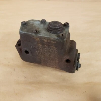 Cilindro maestro de freno Lockheed MG Midget 948 1961-64 MGA 1500 1955-59 38183C FABRICANTE DE EQUIPOS ORIGINALES Foto 1 de 4