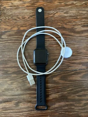 Apple Watch Series 2 42mm GPS, WR-50MM, Aluminum, Ceramic Back - Image 1 of 4