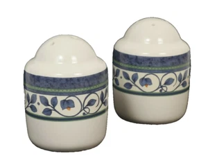 Pfaltzgraff Orleans Salt and Pepper Set Blue Vines Excellent Condition - Picture 1 of 5