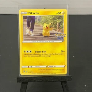 Pokémon TCG Pikachu Cosmos Holo Card 027/078 Pokémon GO 2022 - Picture 1 of 3