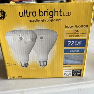 GE 2pk 150W Ultra Bright BR30 LED Indoor Floodlight Bulbs Daylight Dimmable - Picture 1 of 4