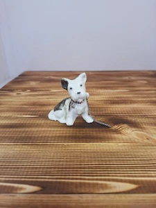 Vintage Terrier hohler japanischer Porzellan Hund mit Leine, Miniatur Figur - Bild 1 von 9