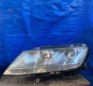 2004 2005 2006 Volkswagen Phaeton Left Driver Side Xenon Headlight OEM - Picture 1 of 9