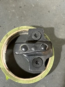 2001-2007 Chevy Silverado/GMC Sierra 1500/2500/3500 LF Door Striker 15120582 - Picture 1 of 4