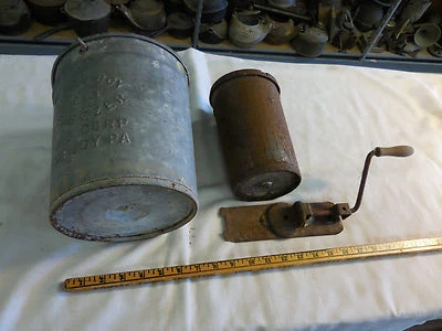 Congelador de helados Sonny Boy vintage de 2 cuartos de galón Foto 1 de 4